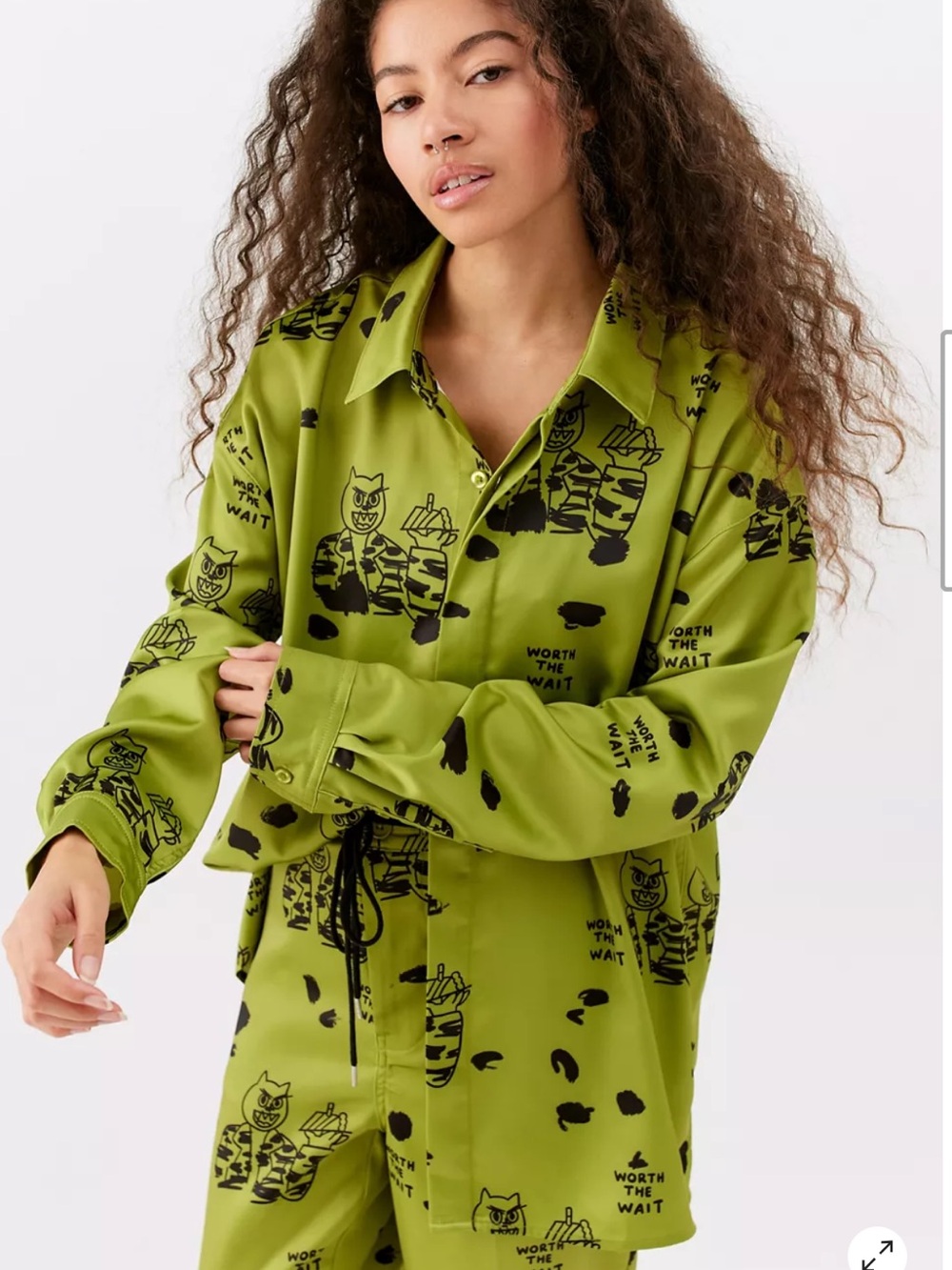 Mía Lee Urban Outfitters Exclusive Cat Graffiti Printed Satin Shirt Size Small